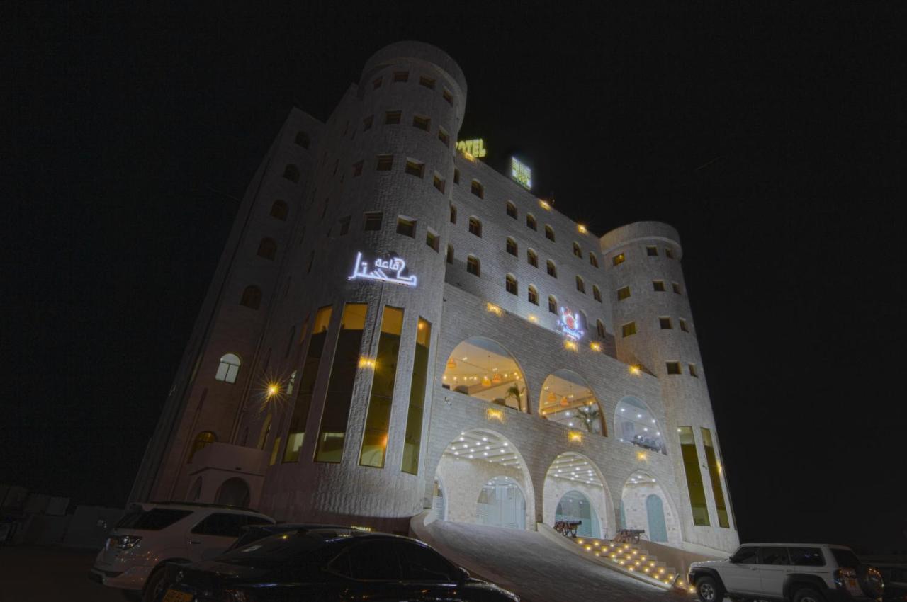 عبري كاسل هوتيل Exterior photo